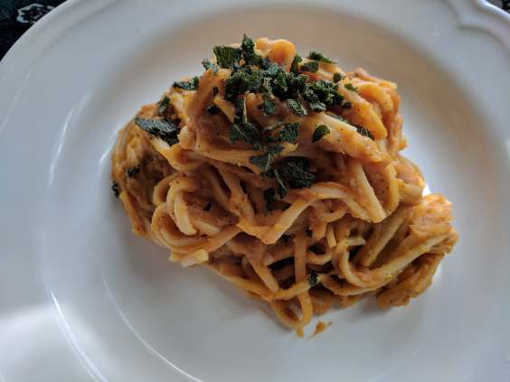 43124705_2141111462771719_1443574740529709056_n